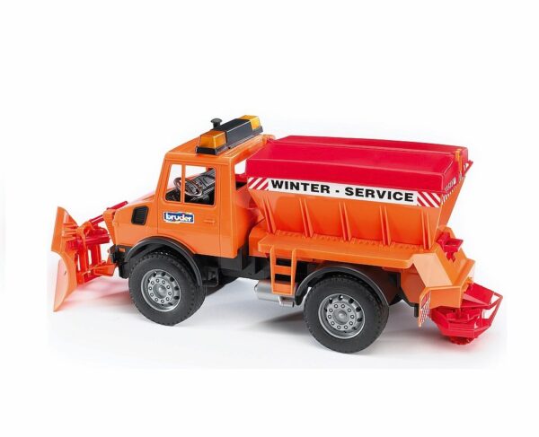 Unimog snjóruðningstrukkur