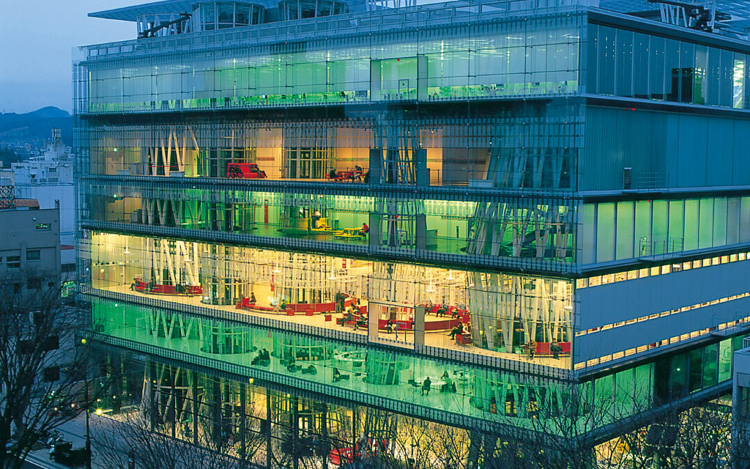 Toyo Ito & Associates, Architects: Mediateca de Sendai