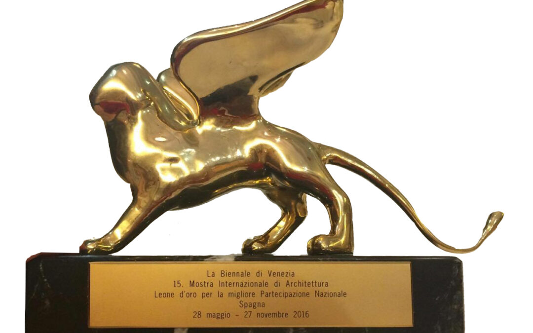 Fiesta y León de Oro para la arquitectura mostrada en el pabellón de España