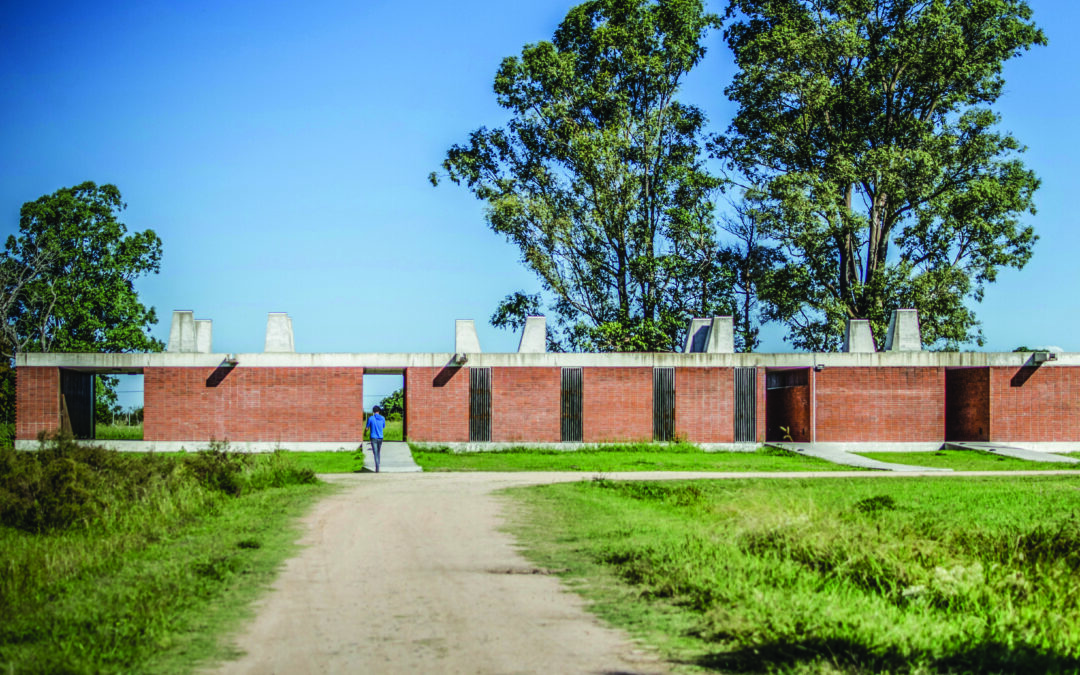 Gualano+Gualano Arquitectos: Pabellón Pueblo Bolívar