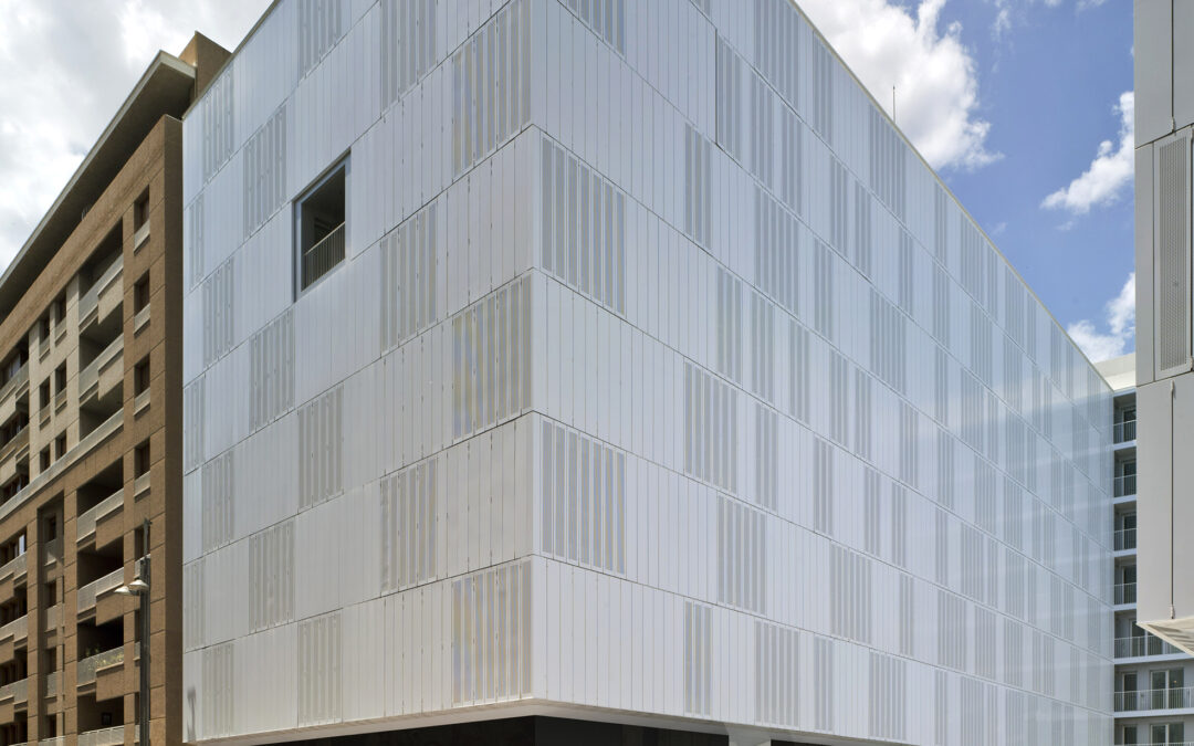 Manuel Costoya EA + NAOS 04 · Reconstrucción y ampliación de Residencial San Mateo, Lorca