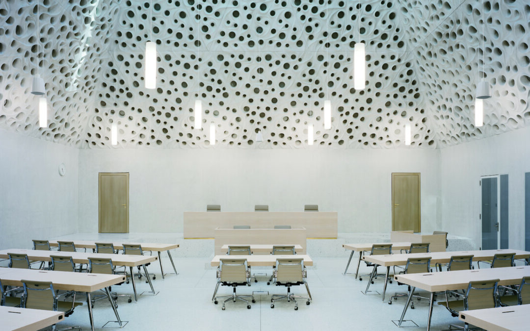 Bearth & Deplazes Architekten AG: Sede Federal de Justicia, Bellinzona, Suiza