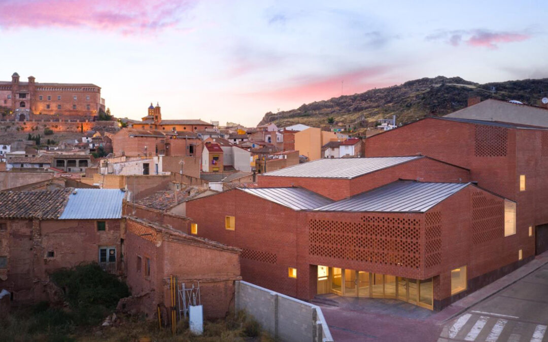 Magén Arquitectos · Auditorio de Illueca, Zaragoza
