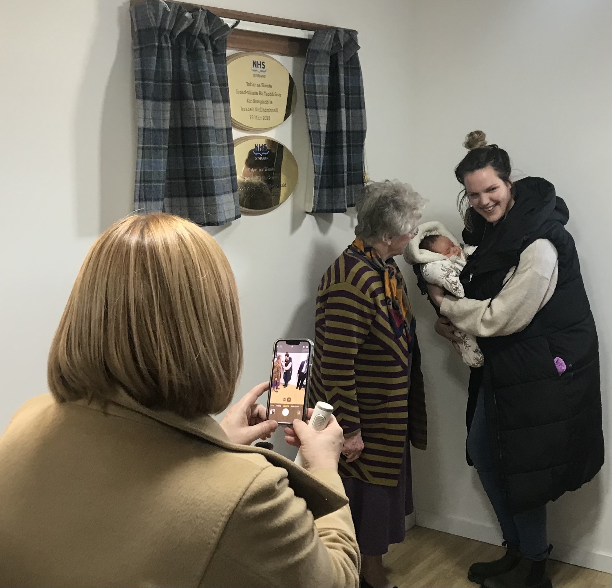 Staffin nurse opens Tobar na Slàinte