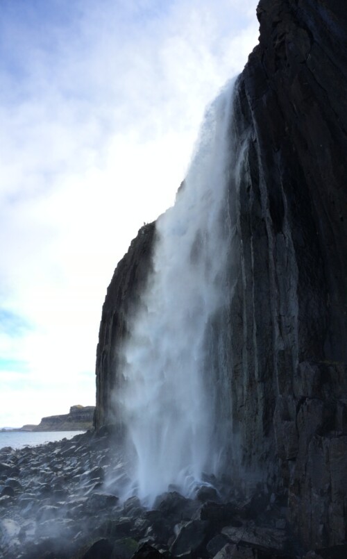 Calum kilt rock2