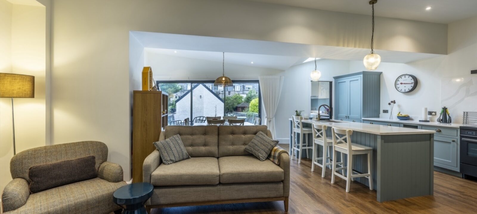 7DevonshireRd_001-HDR.jpg