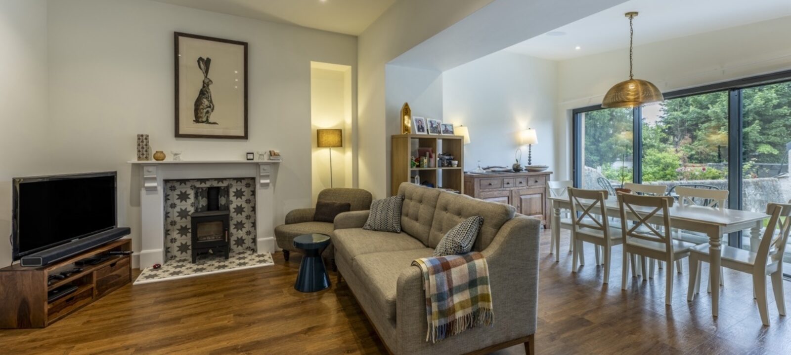 7DevonshireRd_006-HDR.jpg
