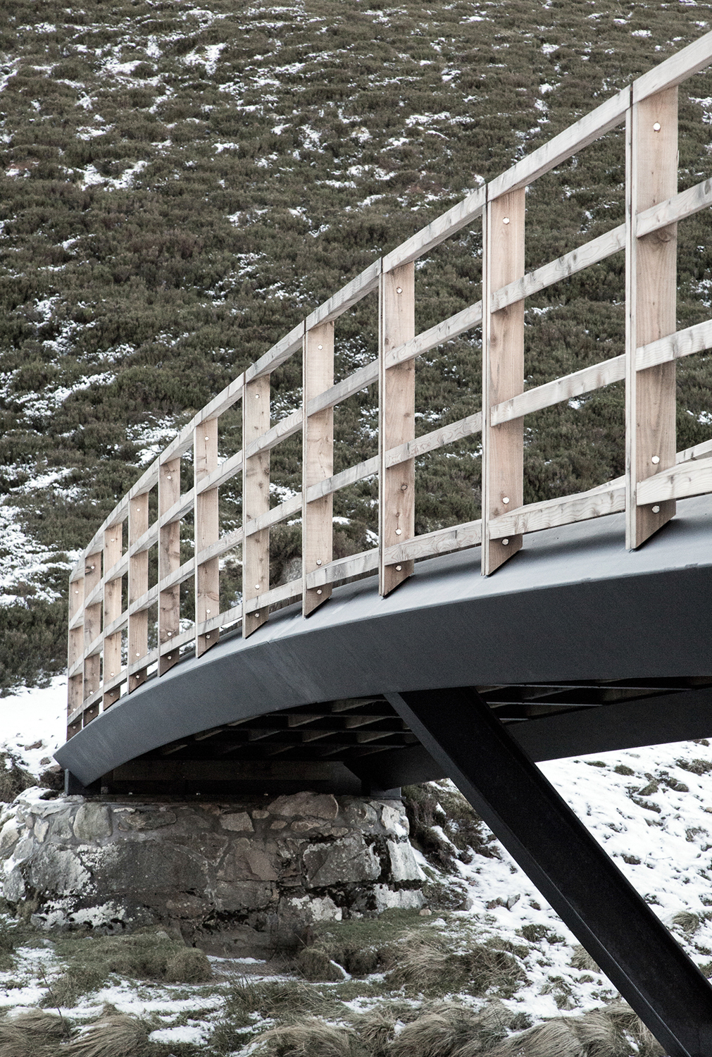 Tor Contracting — Corndavon Bridge, Scotland — TOR Contracting, Corndavon Bridge, River Gairn — image©Moxon