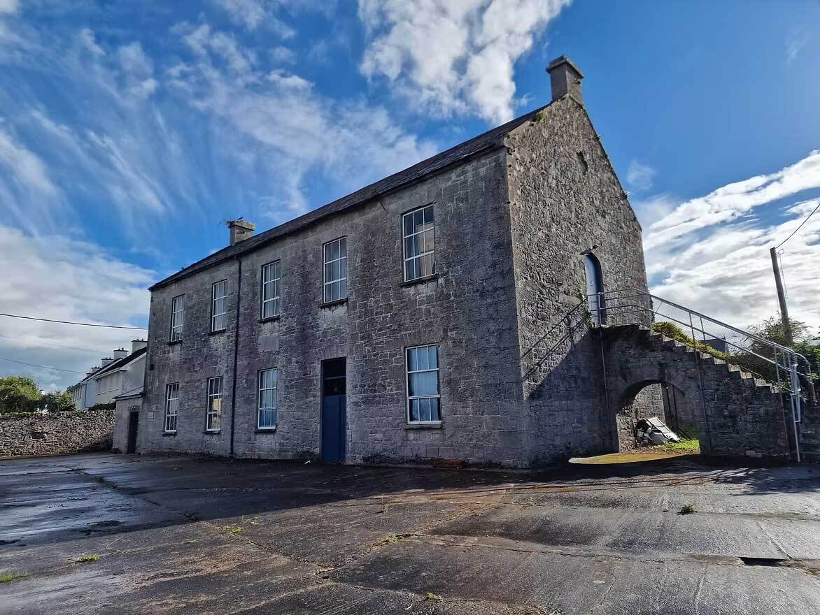 The Schoolyard Theatre