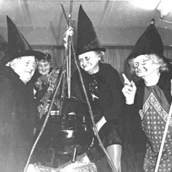 1952-Halloween-Party-Broomhill-Park.png