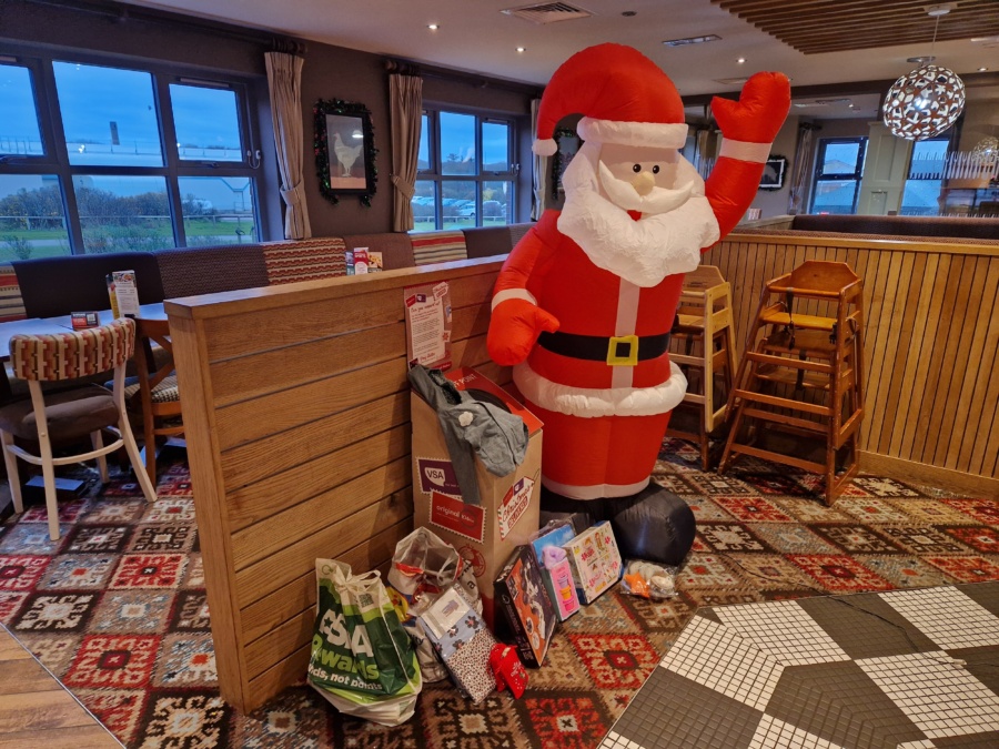 harbour-spring-christmas-appeal24.jpg