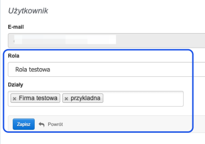 Formularz edycji użytkownika z możliwością przypisania roli oraz wyboru działów, przycisk zapisu zmian w dolnej części ekranu.