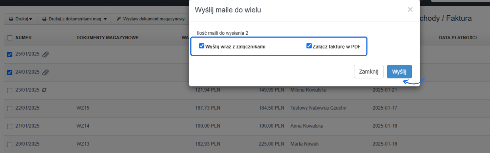 Okno dialogowe w systemie księgowym z opcją zbiorczej wysyłki maili z fakturami w formacie PDF i załącznikami, z przyciskiem 'Wyślij'.