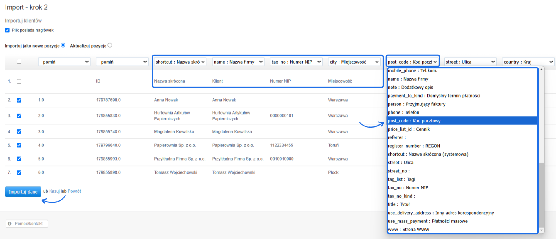 Ekran mapowania pól podczas importu klientów, wybrana lista zmiennych z przypisanym polem 'Kod pocztowy'.