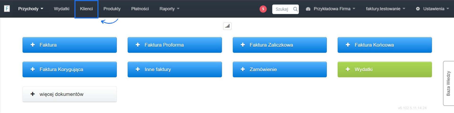 Strona główna systemu do fakturowania online z zaznaczoną zakładką Klienci, która kieruje na listę klientów dodanych na konto.