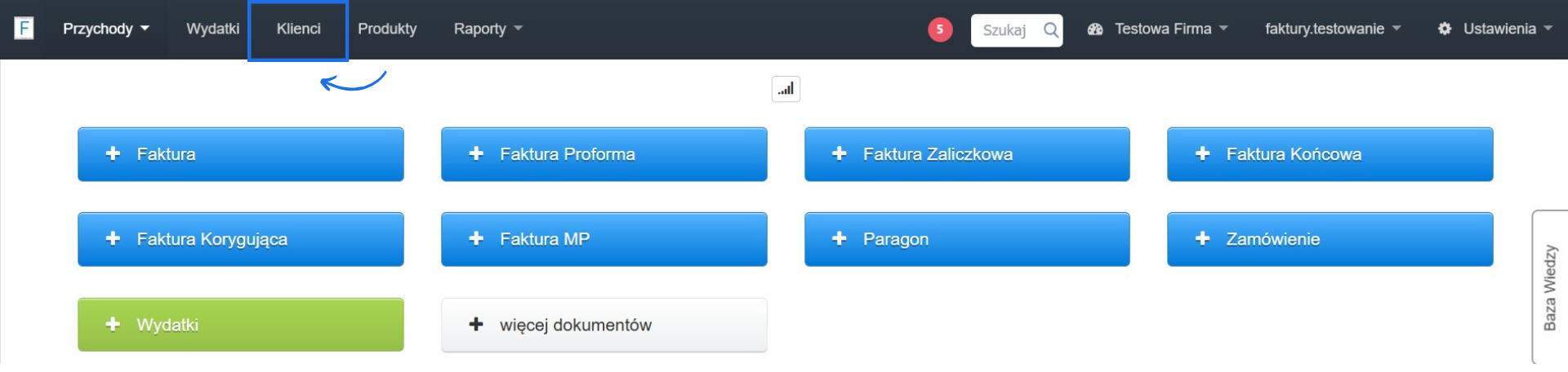 Strona główna systemu do fakturowania z dostępnymi zakładkami w tym aktywną zakładką klienci.