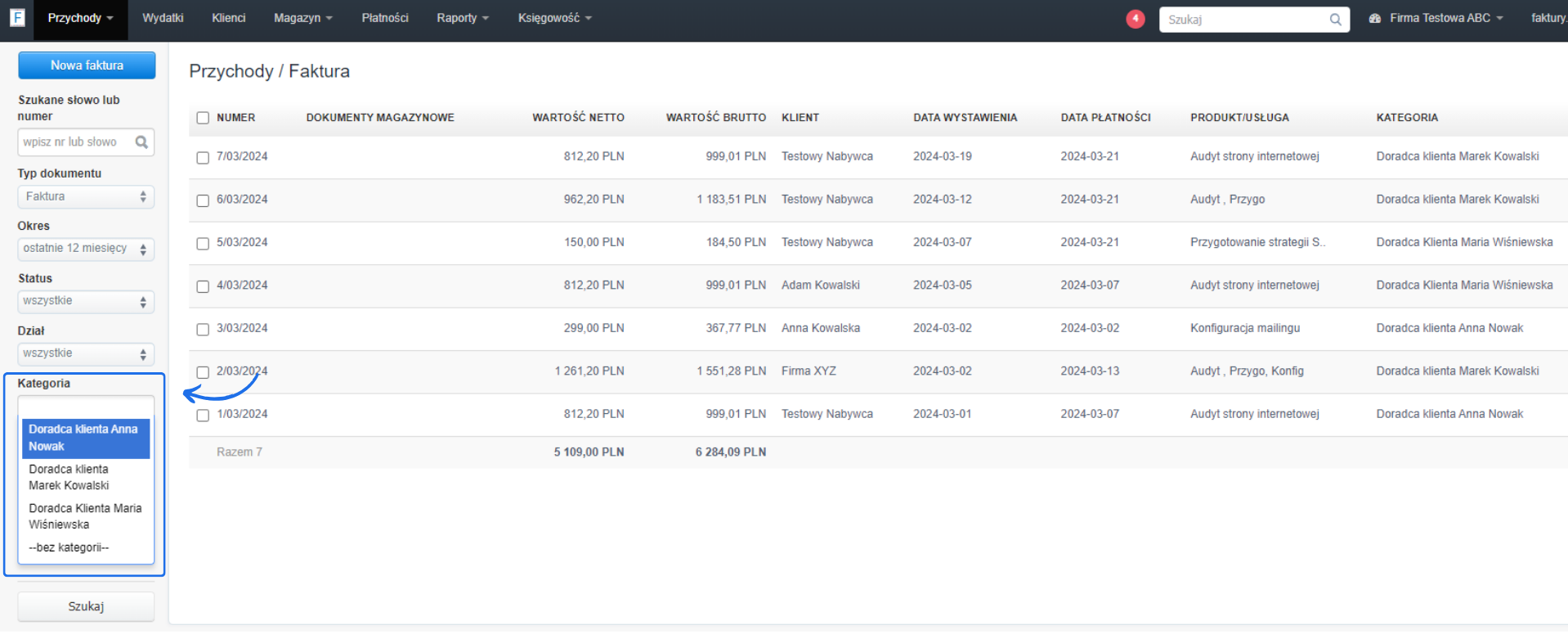 Lista faktur sprzedażowych z polem filtrowania po kategorii przypisanej do faktury.