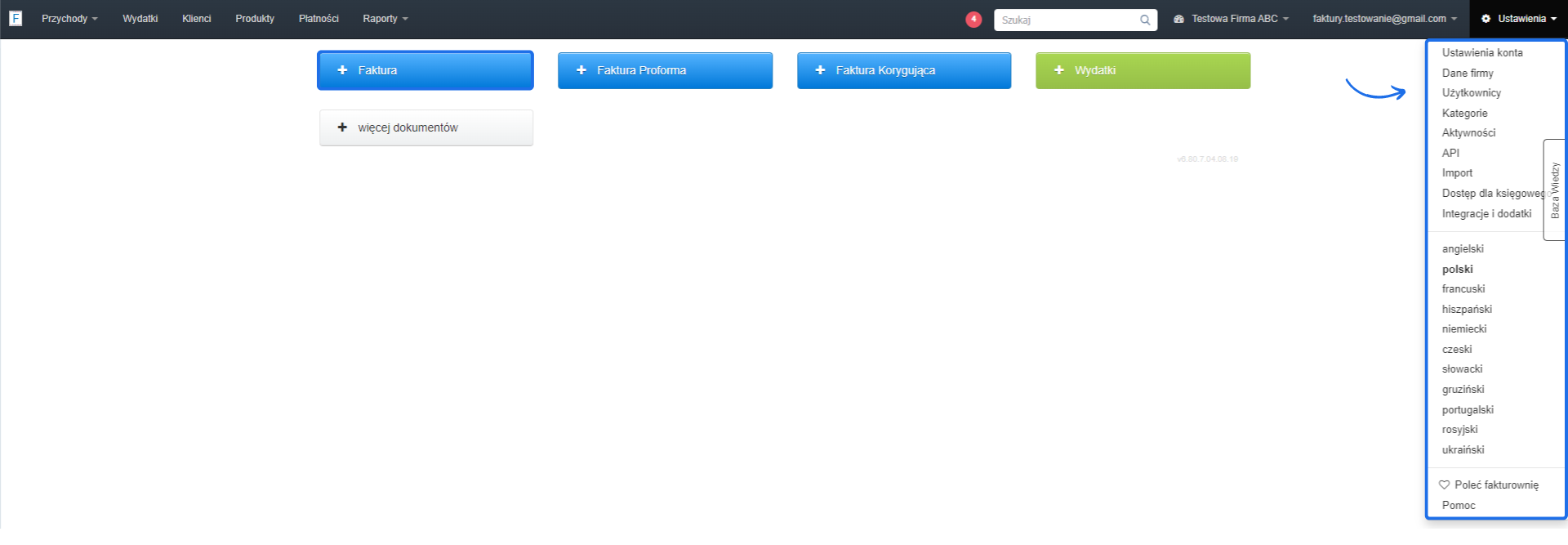 Ekran główny Fakturowni z widocznymi przyciskami: Faktura, Faktura Proforma, Faktura Korygująca, Wydatki oraz menu Ustawienia z rozwiniętą listą opcji, takich jak: Dane firmy, Użytkownicy, Kategorie, API, Import, Dostęp do księgowego i inne.