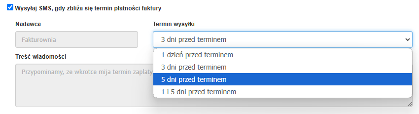 Ustawienia powiadomień SMS w Fakturownia. Zaznaczona opcja wysyłki przypomnienia o zbliżającym się terminie płatności faktury. Lista rozwijana z wyborem terminu wysyłki, obecnie zaznaczona opcja '5 dni przed terminem