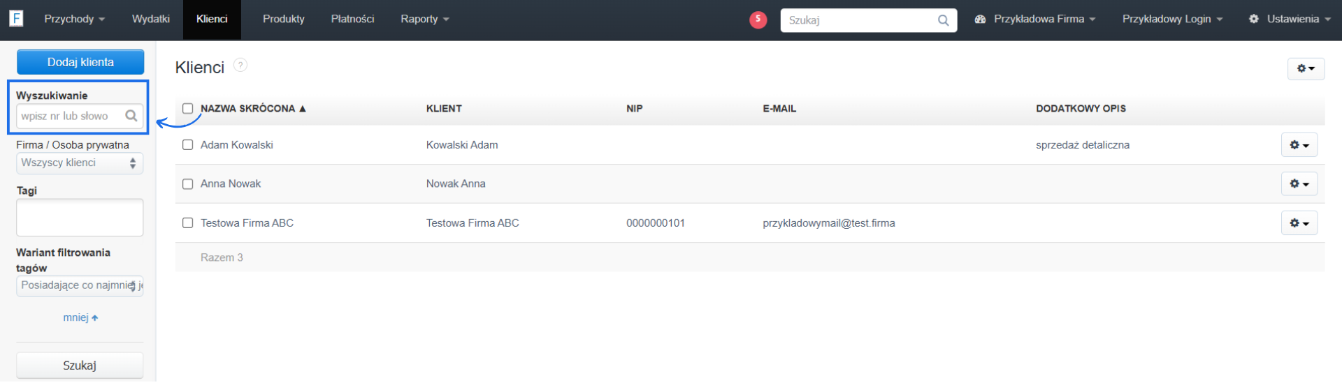 Lista klientów w systemie Fakturownia z podstawowymi danymi oraz opcją wyszukiwania.