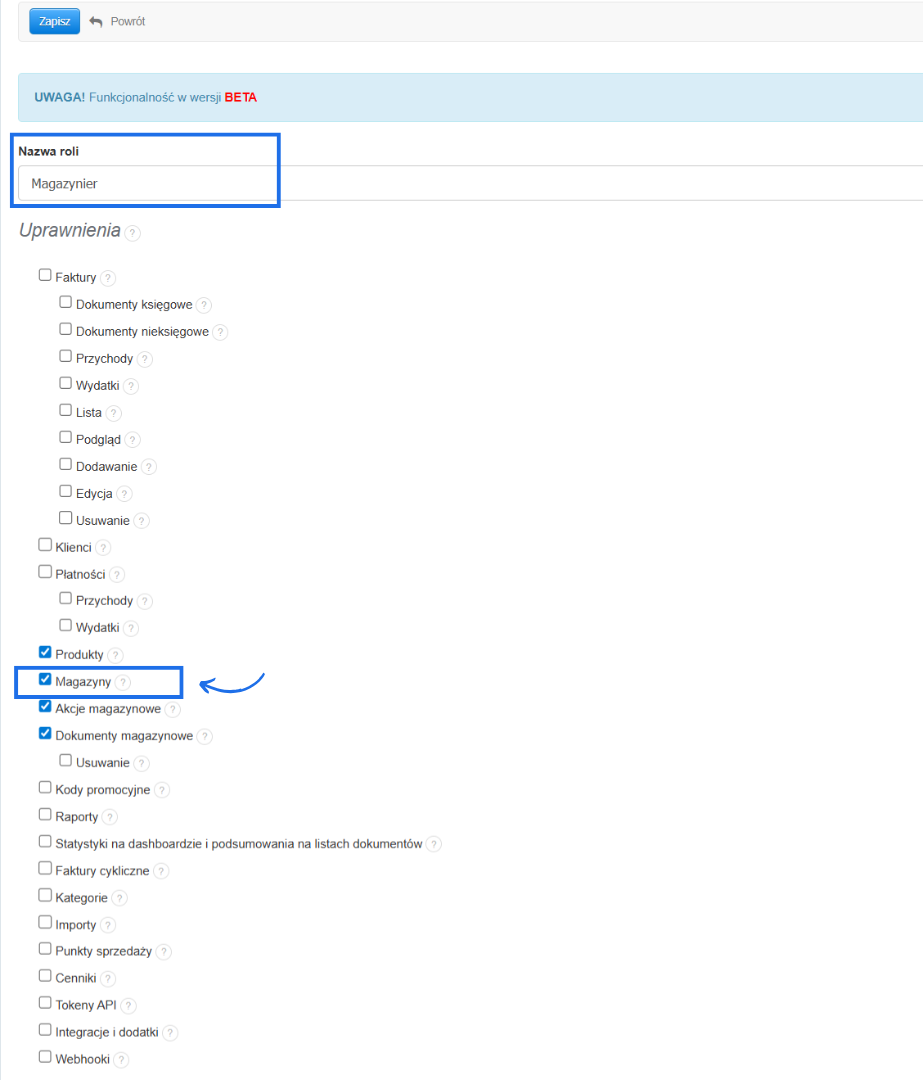 Lista uprawnień dostępna przy tworzeniu własnej roli dla magazyniera z dostępami do opcji magazynowych jak magazyny, produkty i dokumenty magazynowe.