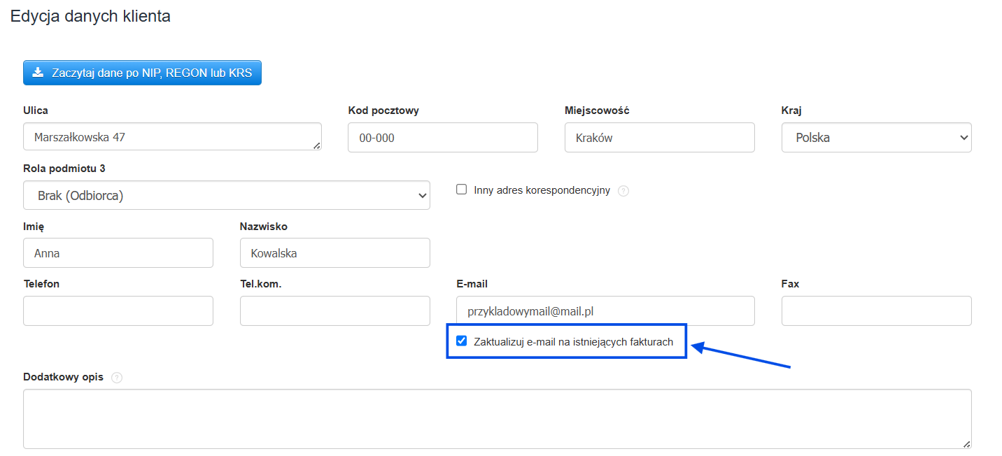 Formularz z danymi adresowymi klienta i aktywną opcją aktualizacji adresu e-mail na starych fakturach.