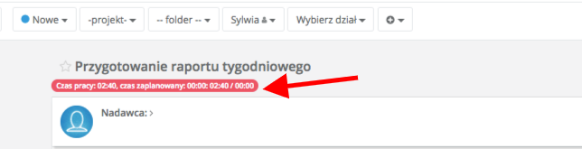 Widok zadania ze strzałką wskazującą etykietę czasu pracy, po której kliknięciu system przenosi do timesheetu