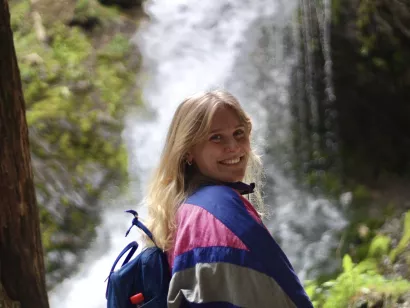 Nettstudent Elisabeth Svilosen