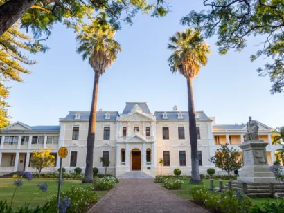 Stellenbosch university med to palmer foran