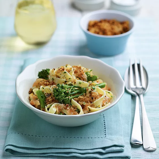 Romige pasta met gerookte zalm en Bimi® broccoli