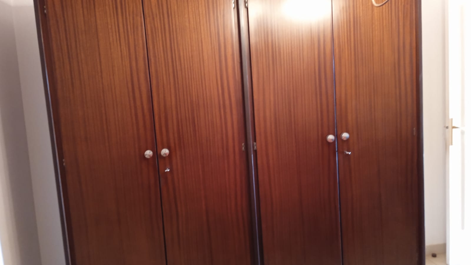 Reciclaje de muebles viejos y trastos en Santa Oliva - ¡La mejor opción para ti y el planeta!
