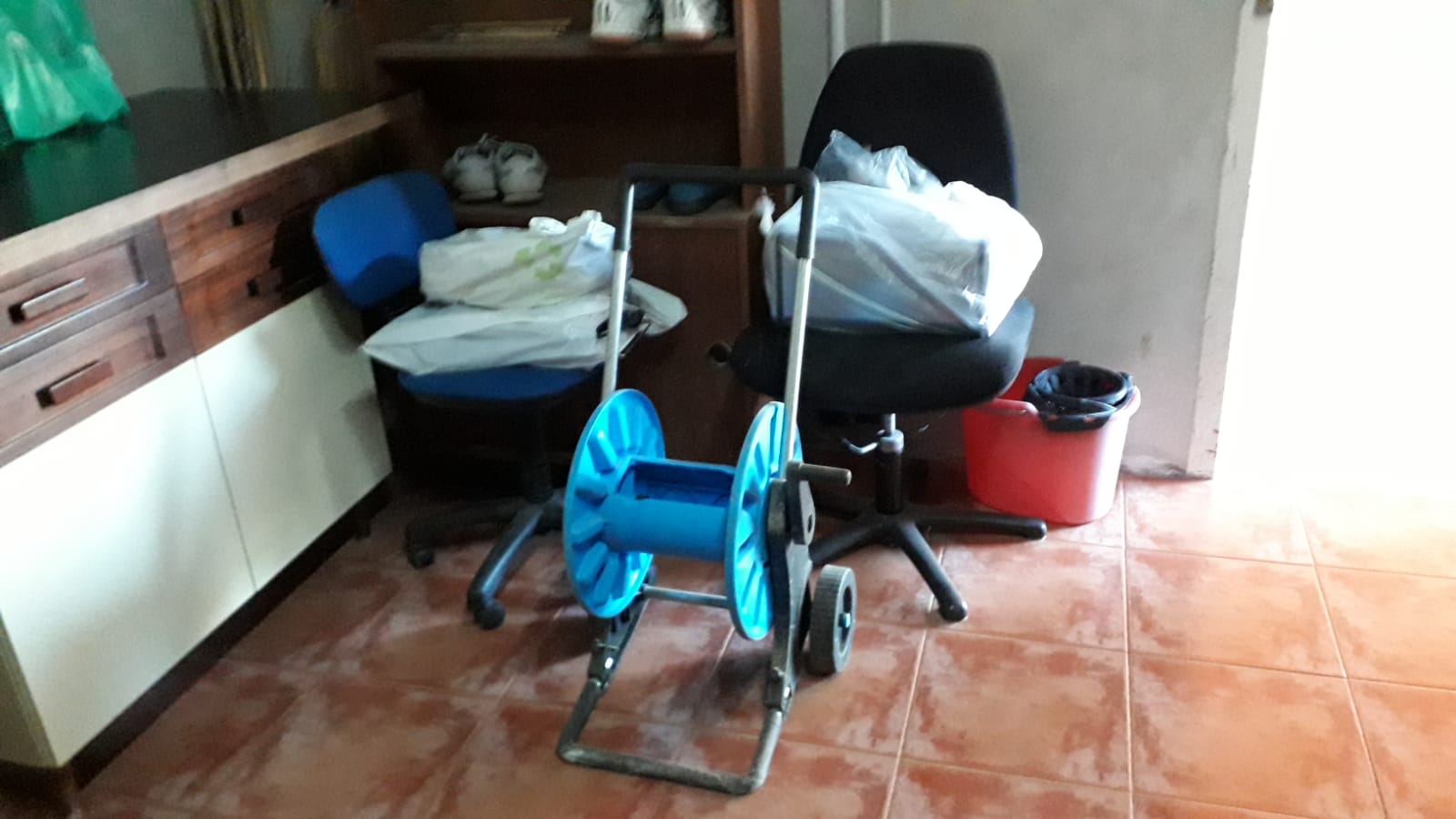 Servicio de recogida y reciclaje de muebles, electrodomésticos y basura en Santa Oliva - ¡Ahorra tiempo y esfuerzo!