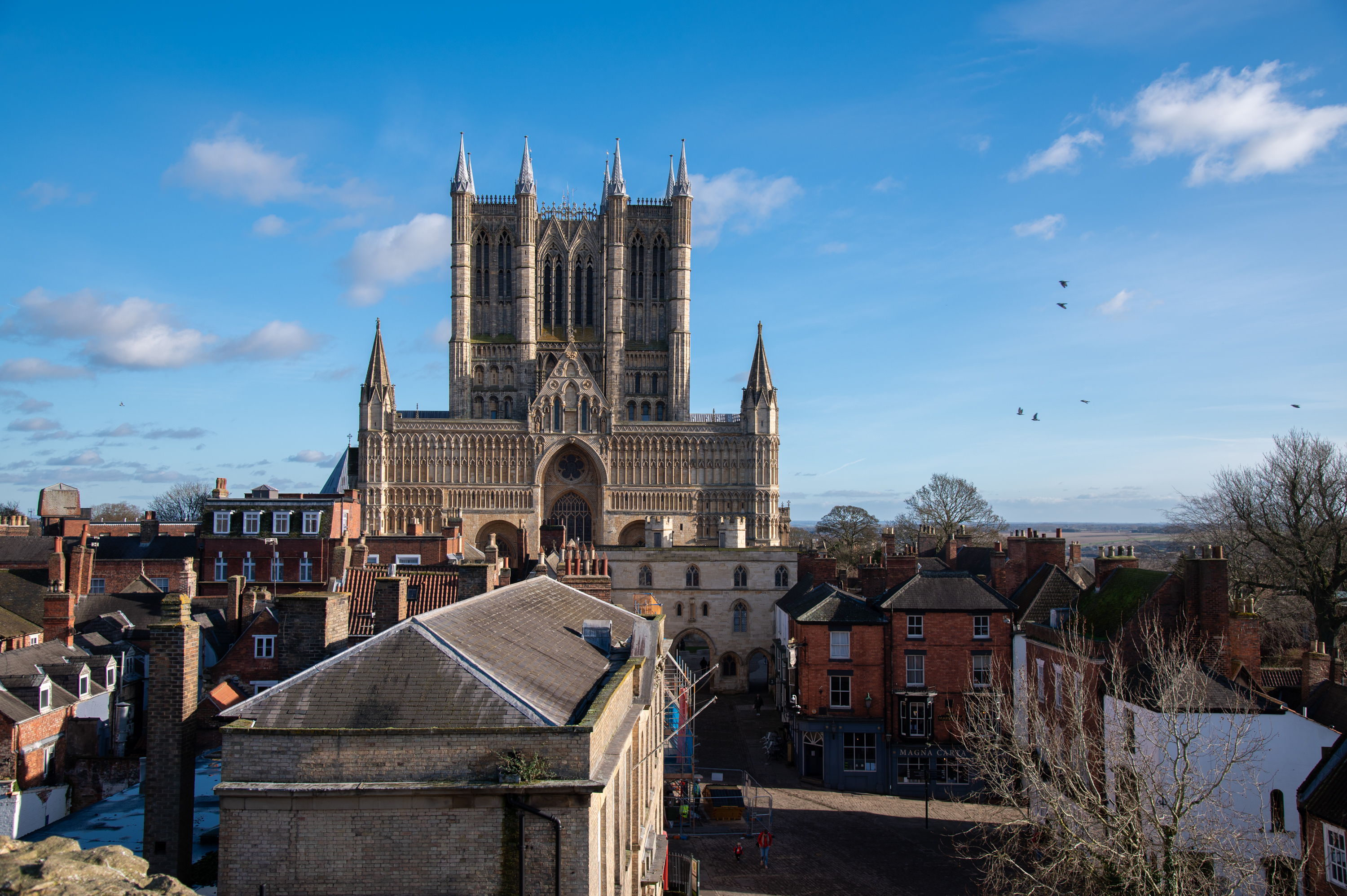 Lincoln-Cathedral-Castle-Wall-Walk-23-of-47