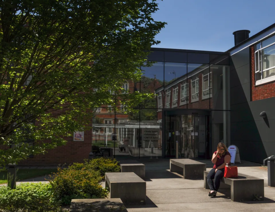BGU library outside