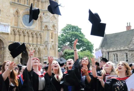 Lincoln Bishop Graduating Students Website