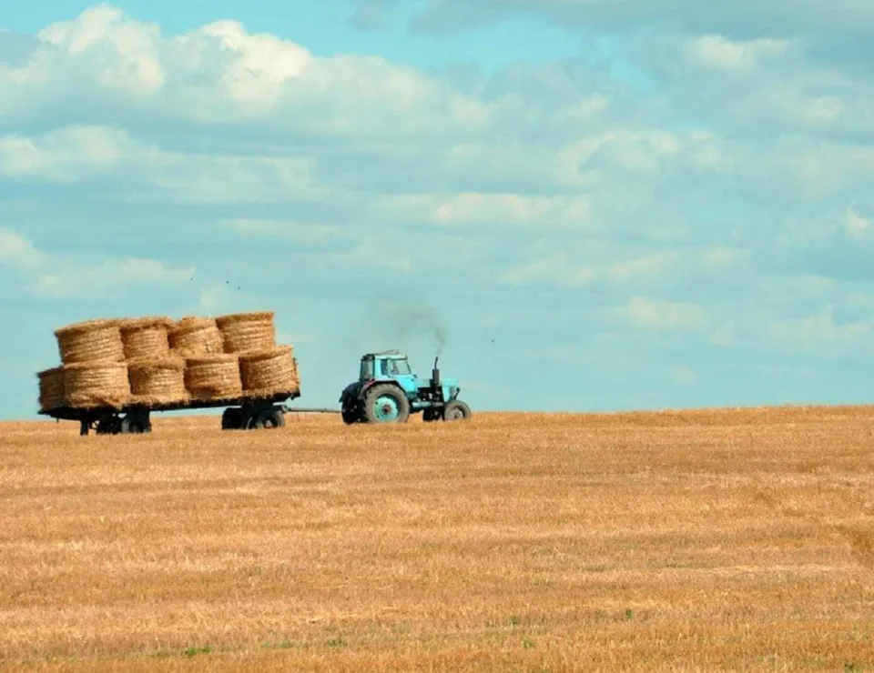 Tractor