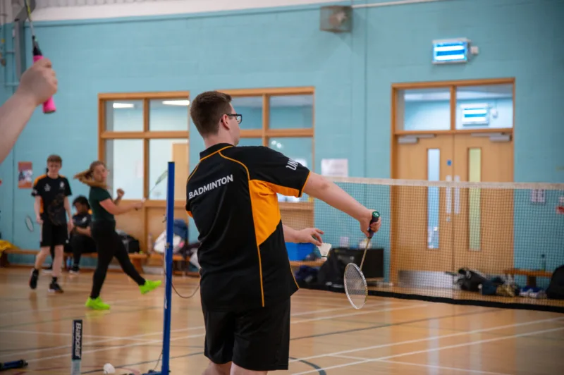 Badminton players as Lincoln Bishop