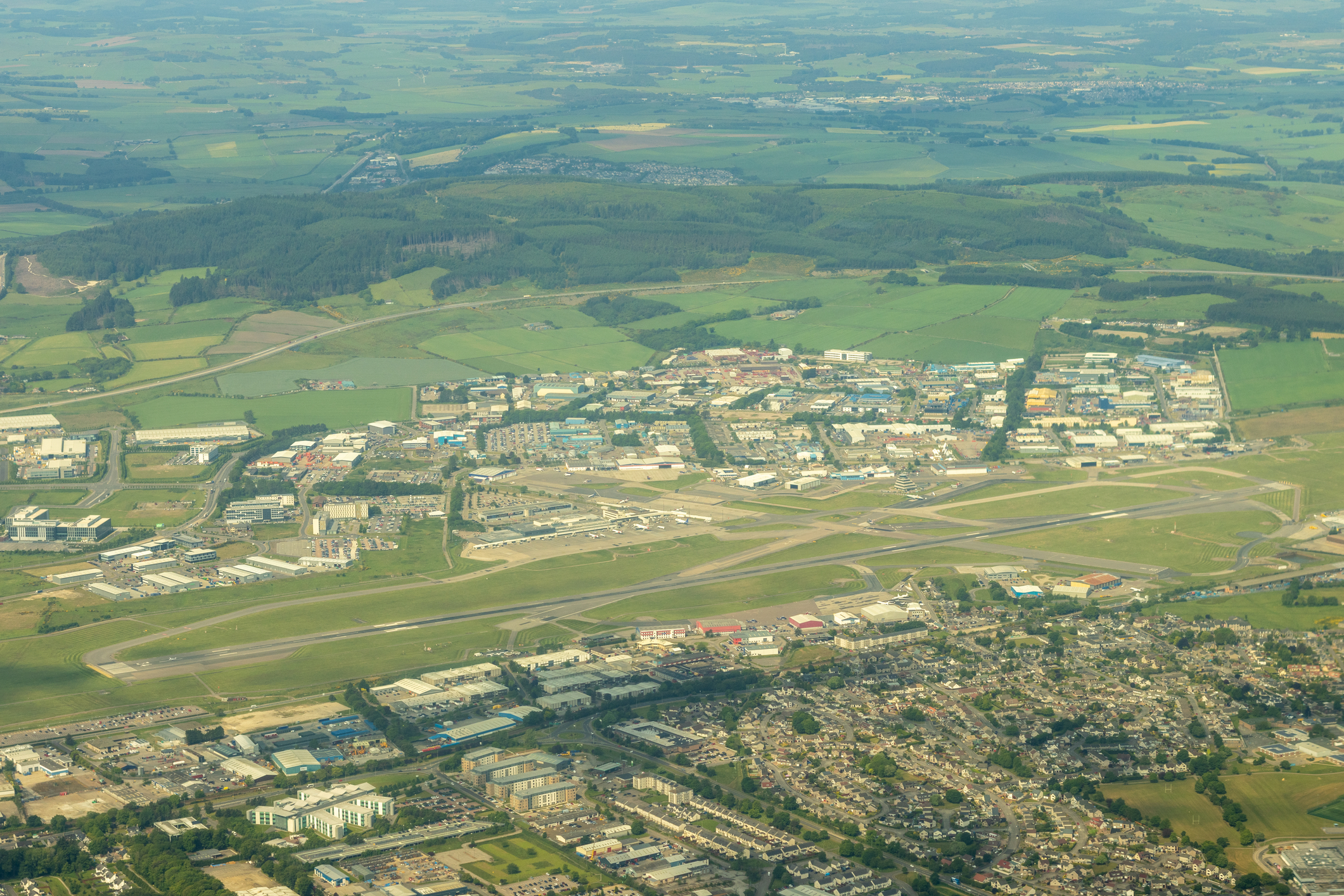 Total view of Aberdeen Airport landing