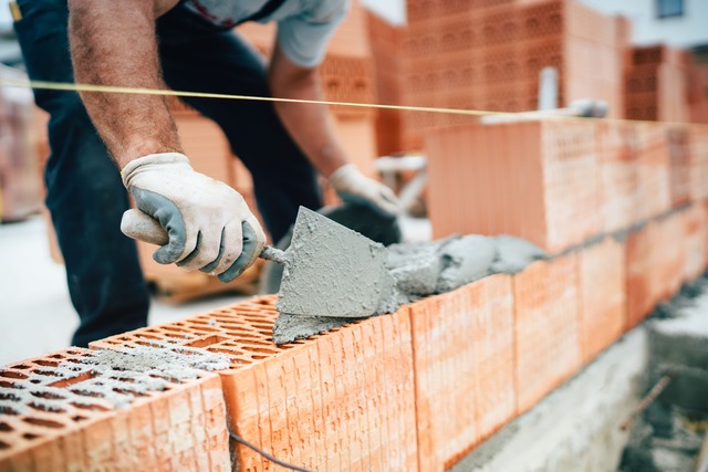 La construcción de vivienda se frena en España: qué significa para el alquiler