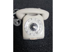 Telefon