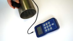 Thumbnail preview of MWT 2600 Electromagnetic ultrasonic thickness gauge still 1