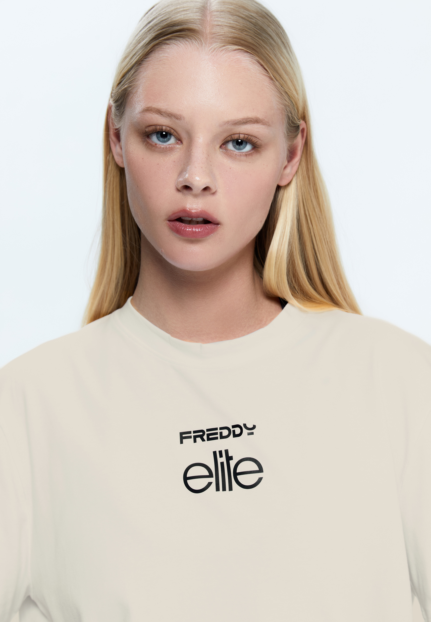 FREDDY Camiseta cropped Elite x Freddy para mujer - Imagen 12 de 14