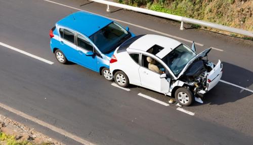 El seguro de auto en Ecuador: más que un trámite, una necesidad en las carreteras caóticas