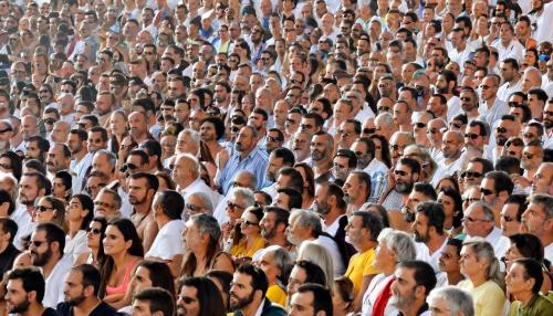 O som esquecido: histórias de quem recuperou o mundo através da audição