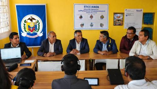 La educación en Ecuador: entre la innovación tecnológica y las brechas persistentes