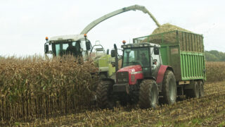 Commission aims to reduce farm machinery emissions