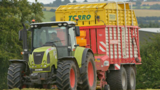 How much do contractors charge per acre for ‘wagon’ silage?