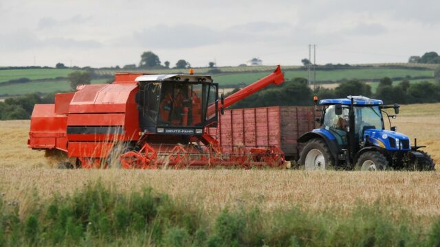 combines combine