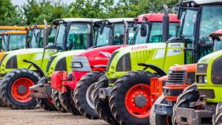 Chart: Which tractor brands are ranked the best…and worst?