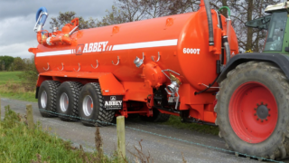 ‘6,000’ new reasons to plumb for a tri-axle Abbey tanker